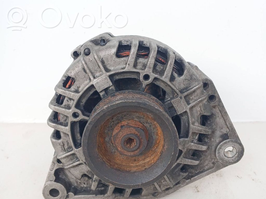 Audi A6 S6 C5 4B Ģenerators 