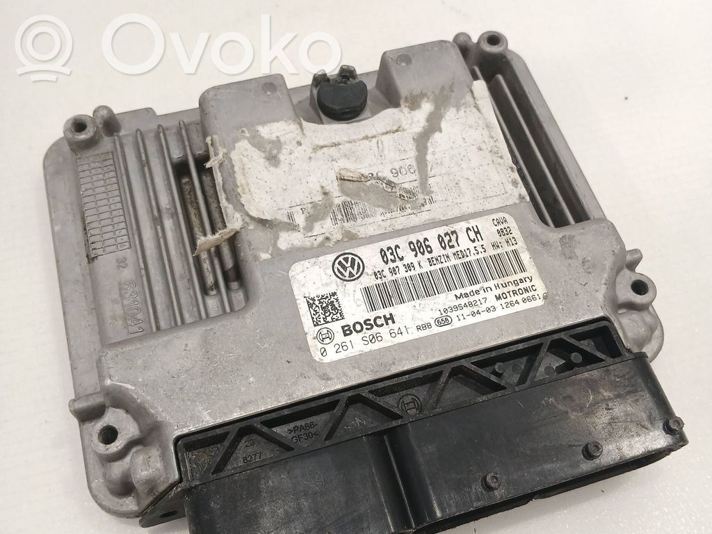 Volkswagen Golf VI Engine control unit/module 