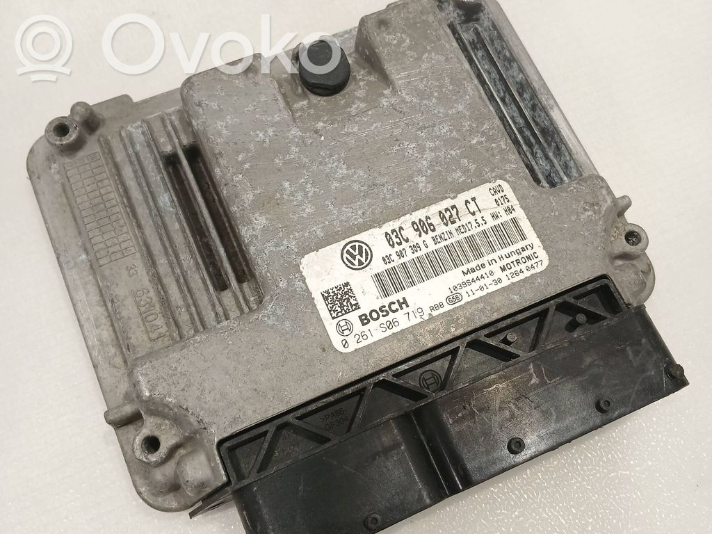 Volkswagen Golf VI Engine control unit/module 
