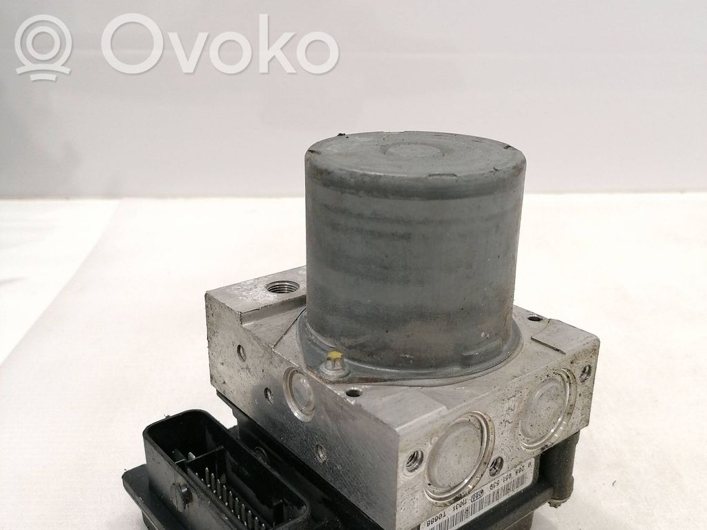 Audi A4 S4 B8 8K ABS Pump 