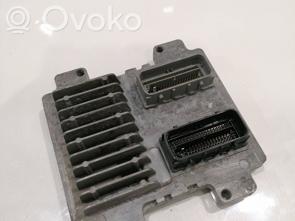 Engine control unit/module ECU   12611549,12597125,86YYCX22715600LK