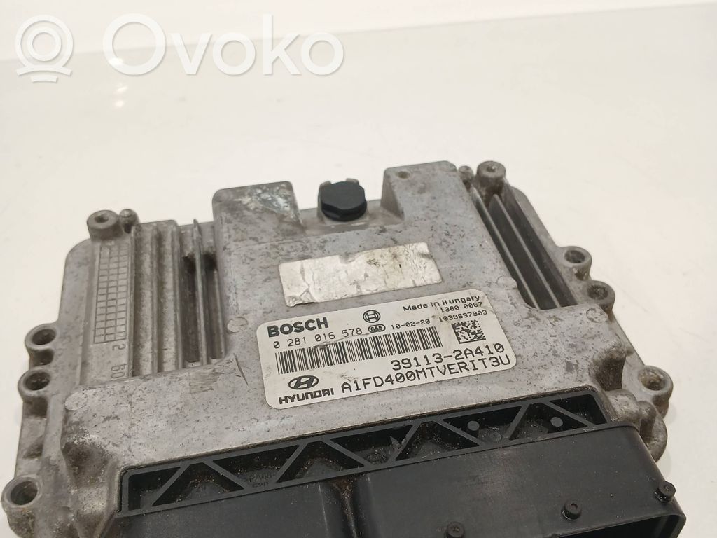Hyundai i30 Engine control unit/module 