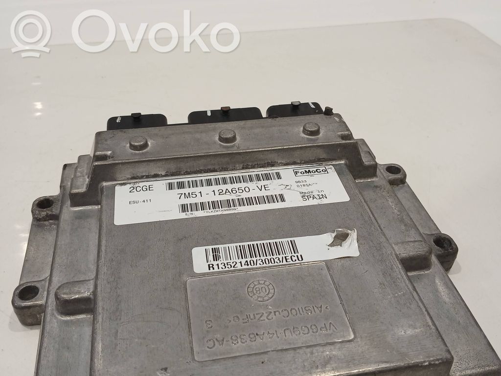 Ford C-MAX I Engine control unit/module 