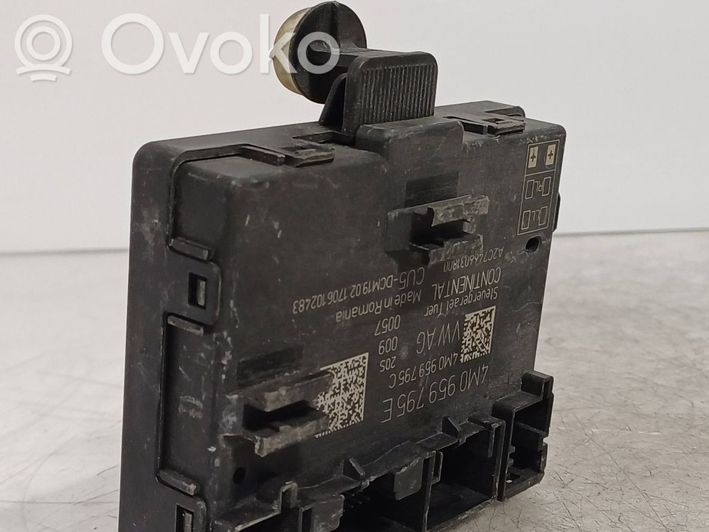 Audi Q7 4M Door control unit/module 