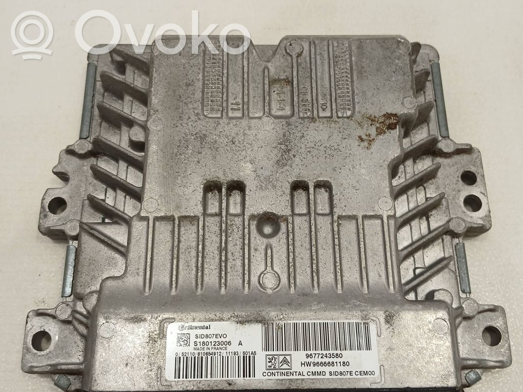 Peugeot 5008 Engine control unit/module 