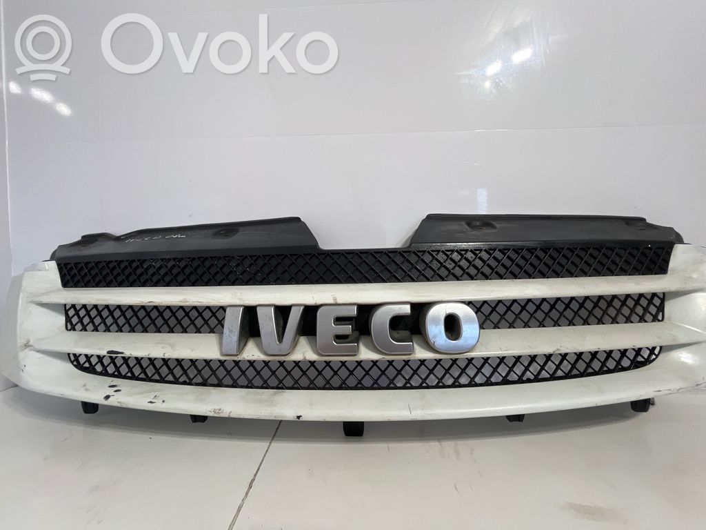Iveco Daily 4th gen Front bumper upper radiator grill 