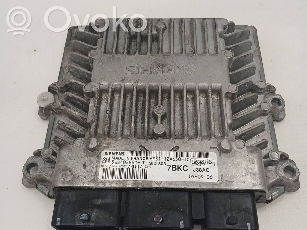 Ford Focus Engine control unit/module 