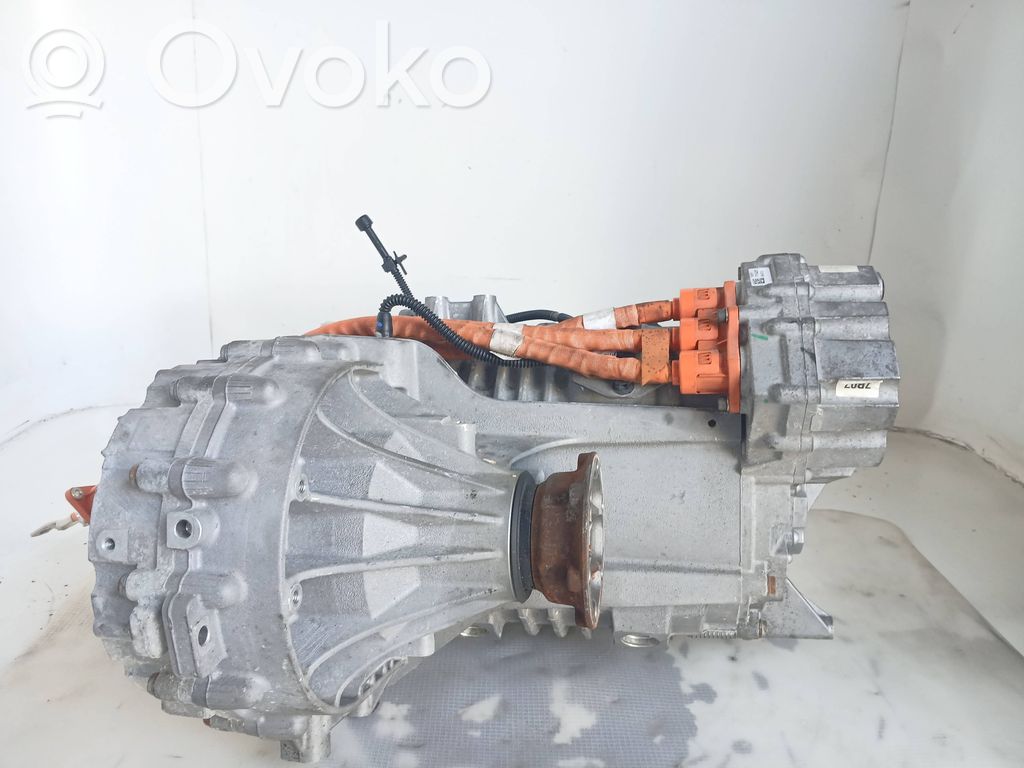 Volkswagen Golf VII Electric car motor 