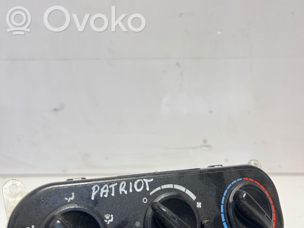 Jeep Patriot Climate control unit 