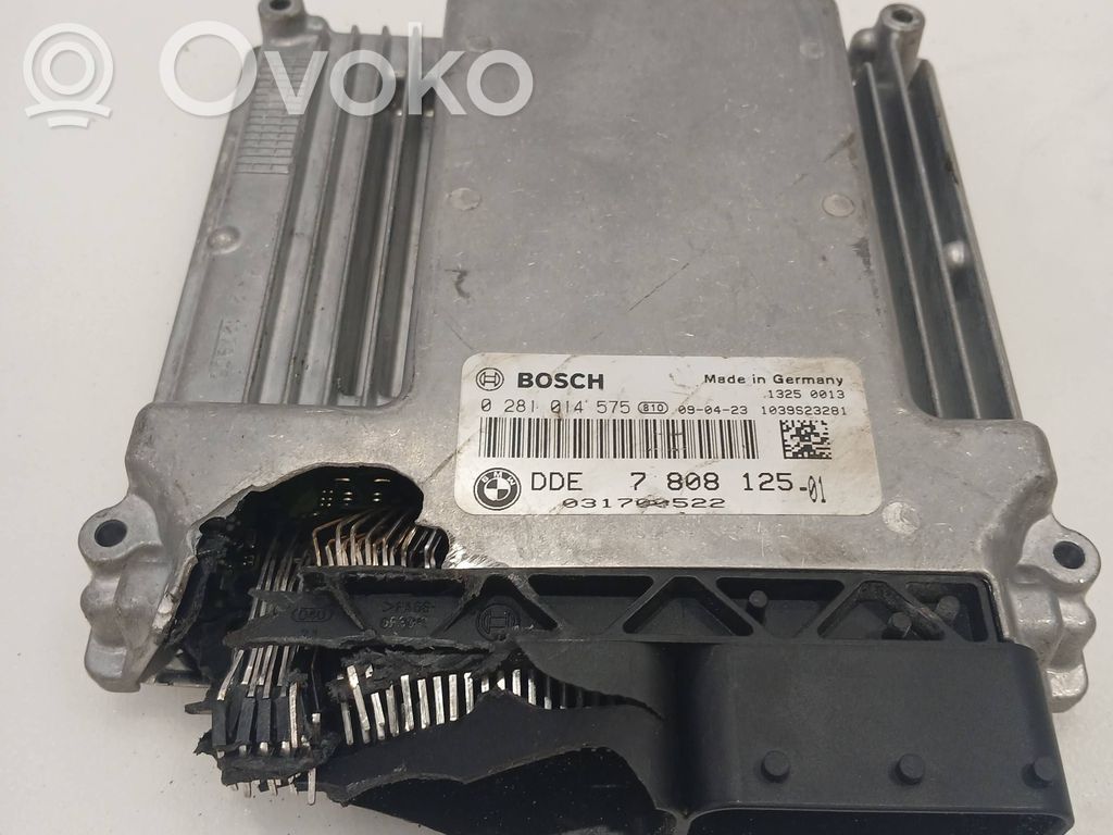 BMW 3 E90 E91 Moottorin ohjainlaite/moduuli 