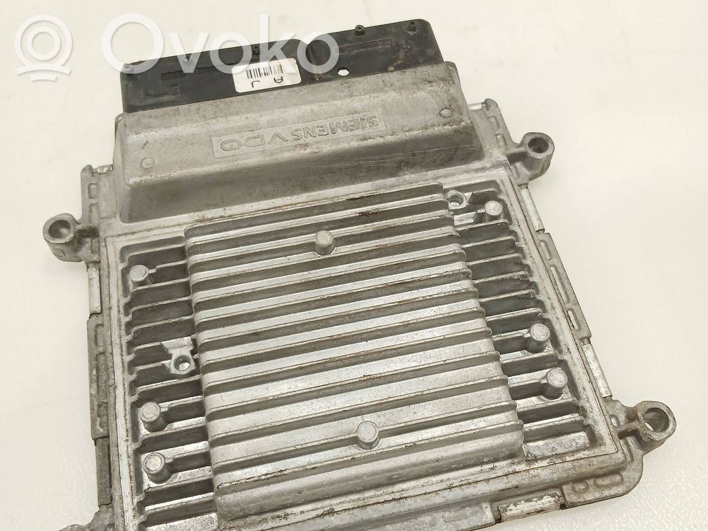 KIA Carens II Engine control unit/module 
