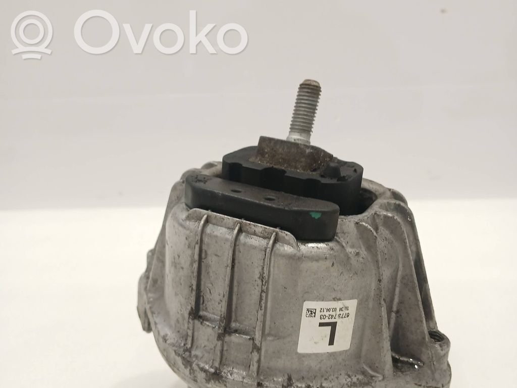 BMW 3 E90 E91 Engine mount bracket 