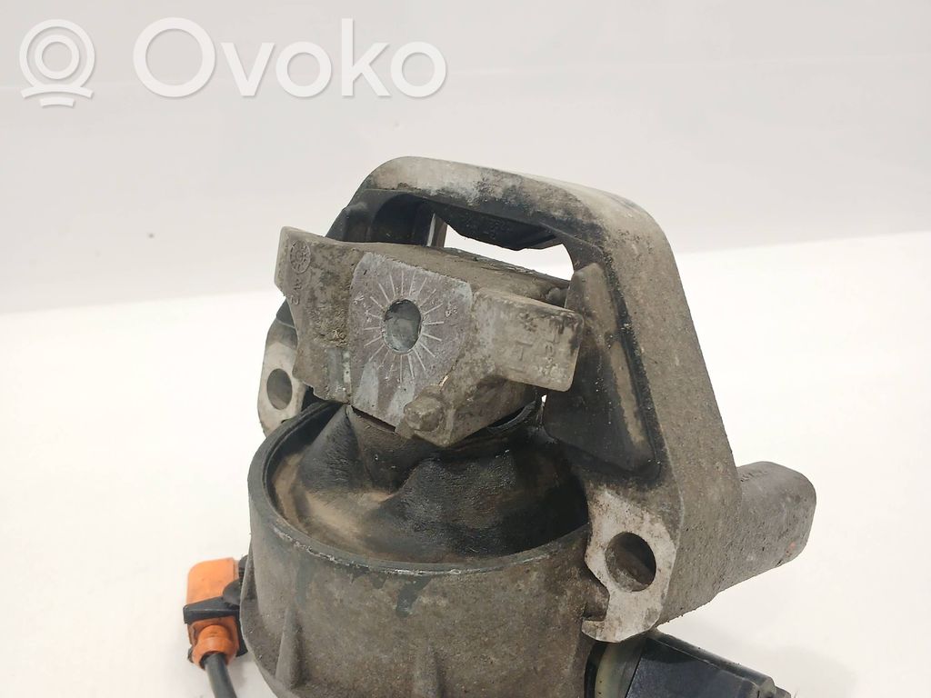 Audi A6 S6 C7 4G Engine mount bracket 