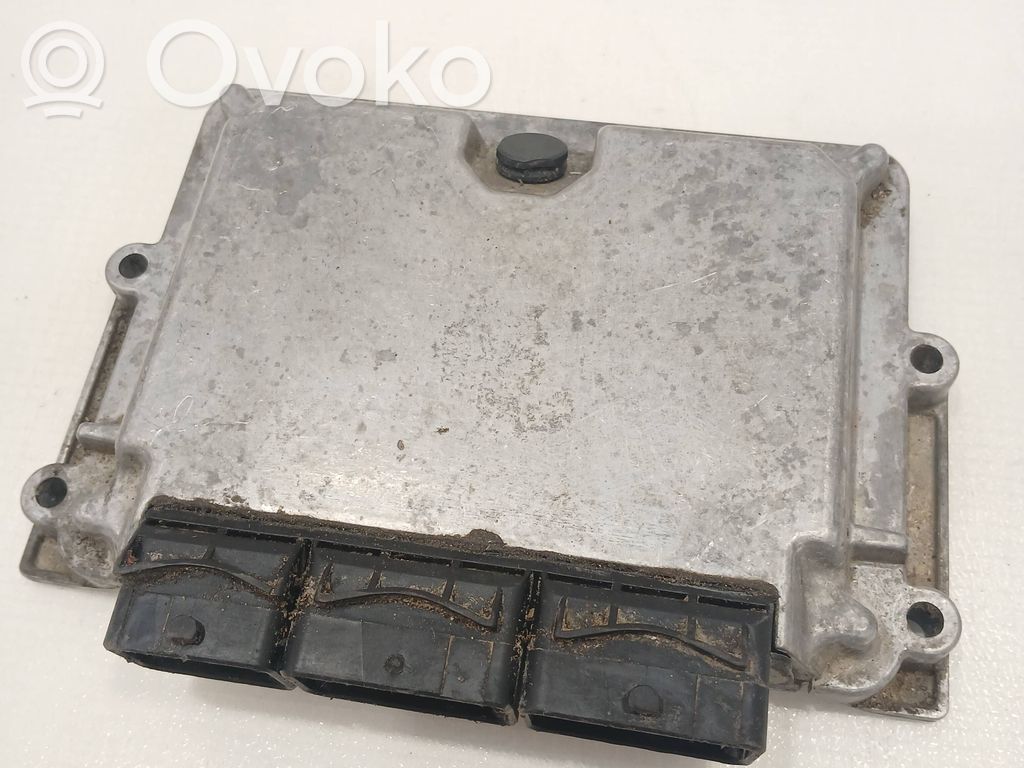 Peugeot 406 Engine control unit/module 