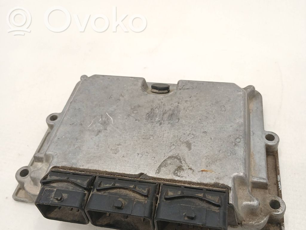 Peugeot 407 Engine control unit/module 