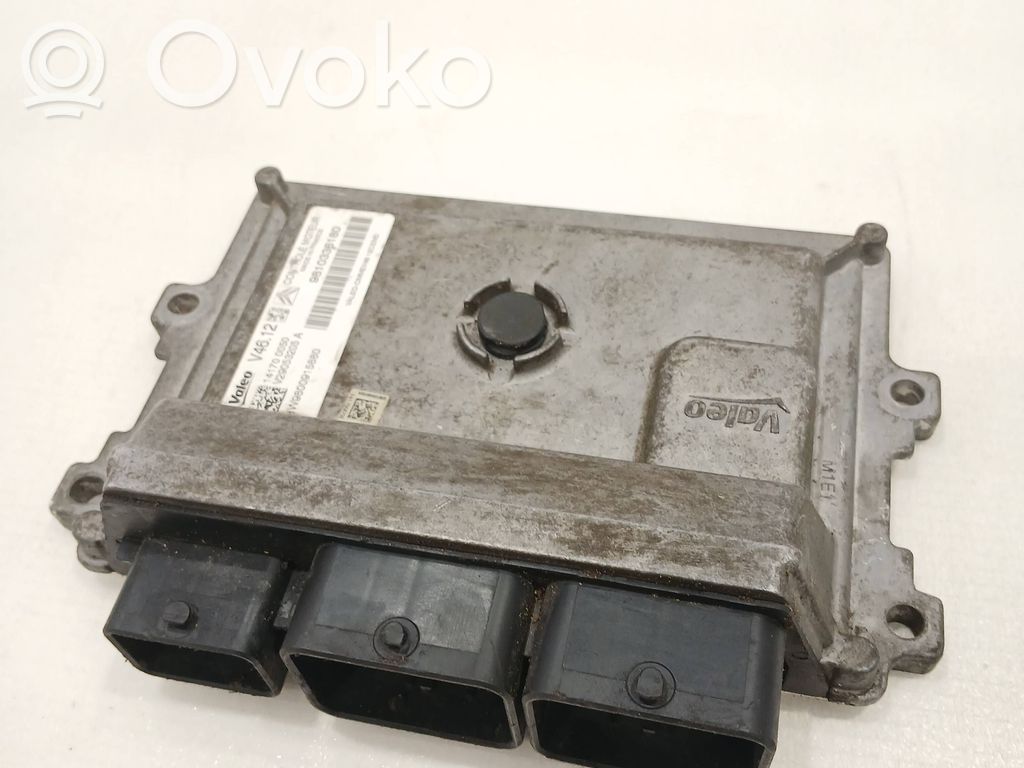 Peugeot 208 I Engine control unit/module 