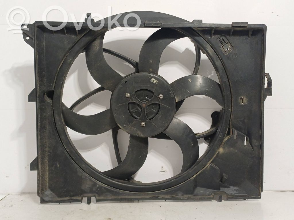 BMW 3 E90 E91 Elektrisks radiatoru ventilators 