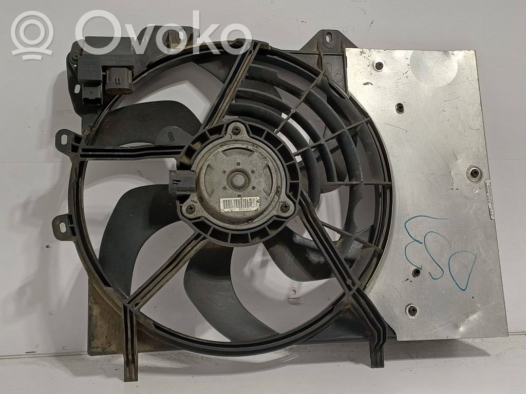 Peugeot 208 I Elektrisks radiatoru ventilators 