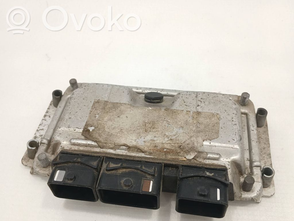 Peugeot 206 Engine control unit/module 