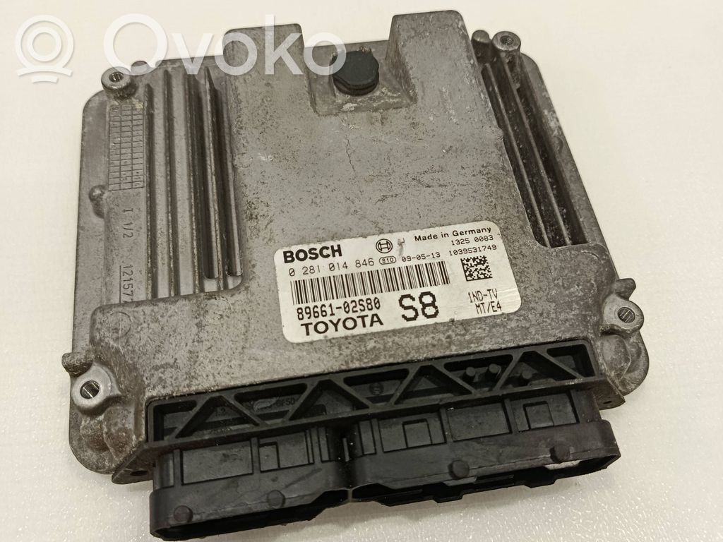 Toyota Auris 150 Engine control unit/module 