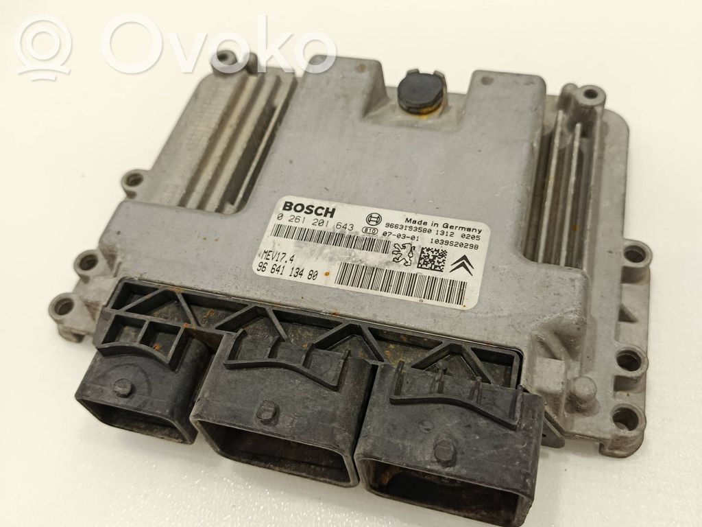 Peugeot 207 Engine control unit/module 