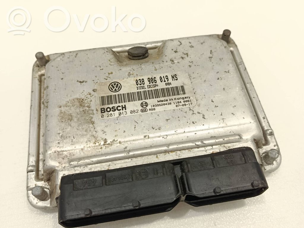 Skoda Fabia Mk2 (5J) Engine control unit/module 