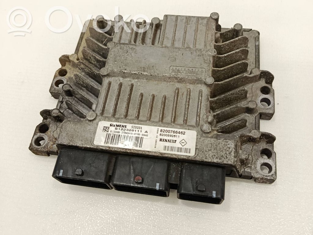 Renault Megane II Engine control unit/module 