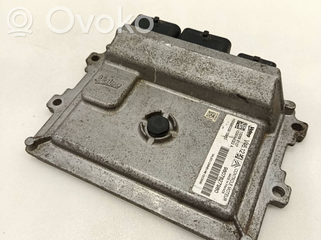 Peugeot 208 I Engine control unit/module 