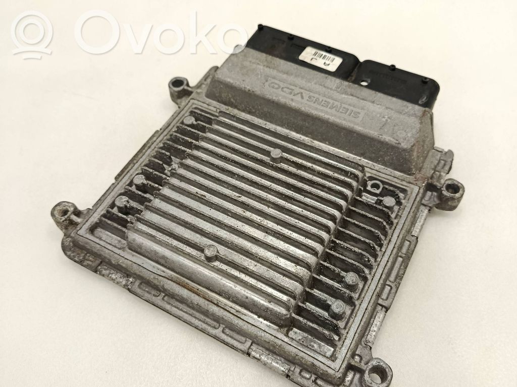KIA Carens II Engine control unit/module 