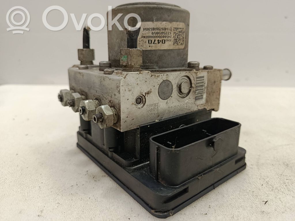 Opel Insignia A ABS bloks 