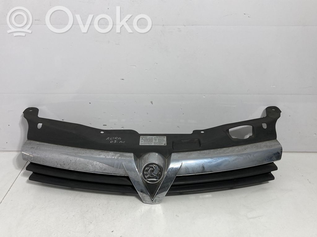 Opel Astra H Front grill 