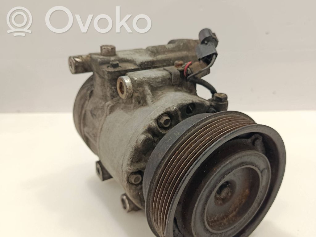 Kompresor / Sprężarka klimatyzacji A/C   977011D400