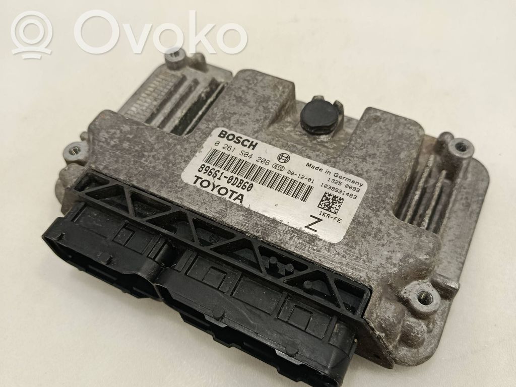 Toyota Yaris Engine control unit/module 