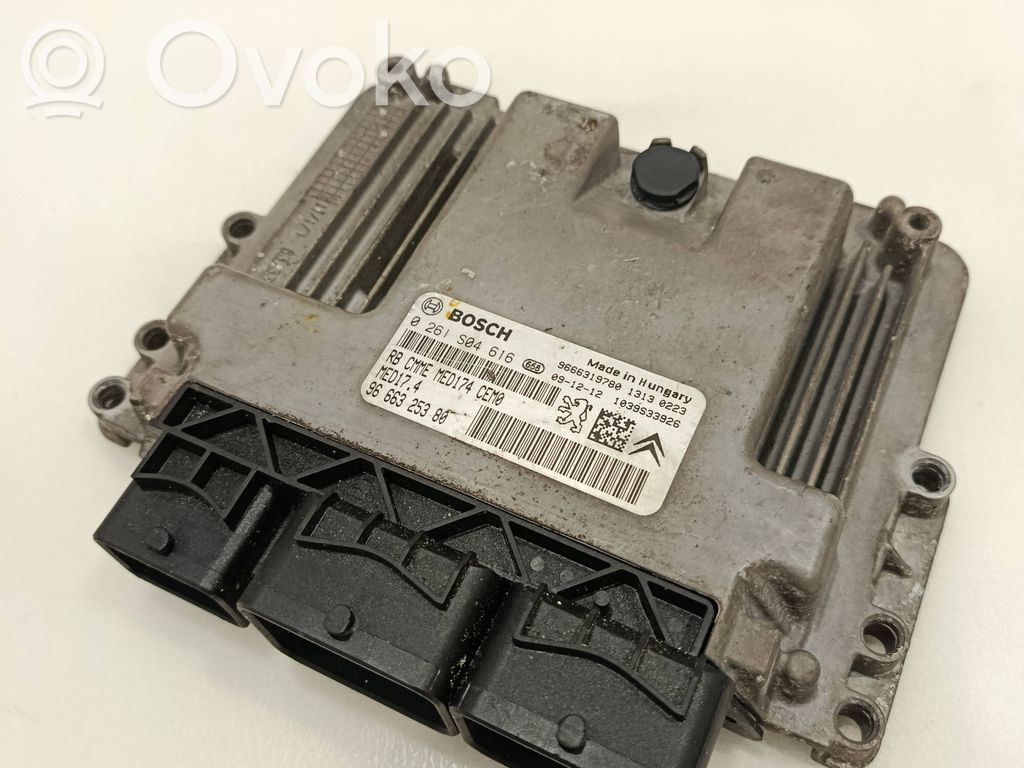 Peugeot RCZ Engine control unit/module 