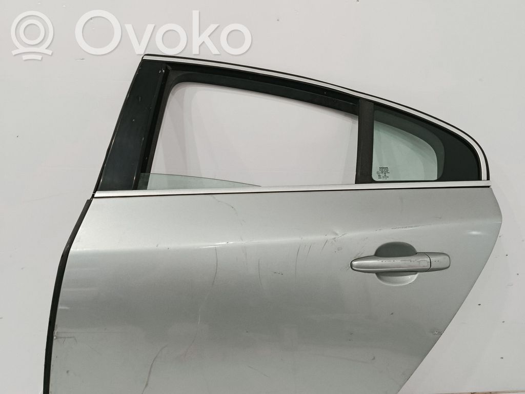 Volvo S60 Galinės durys 