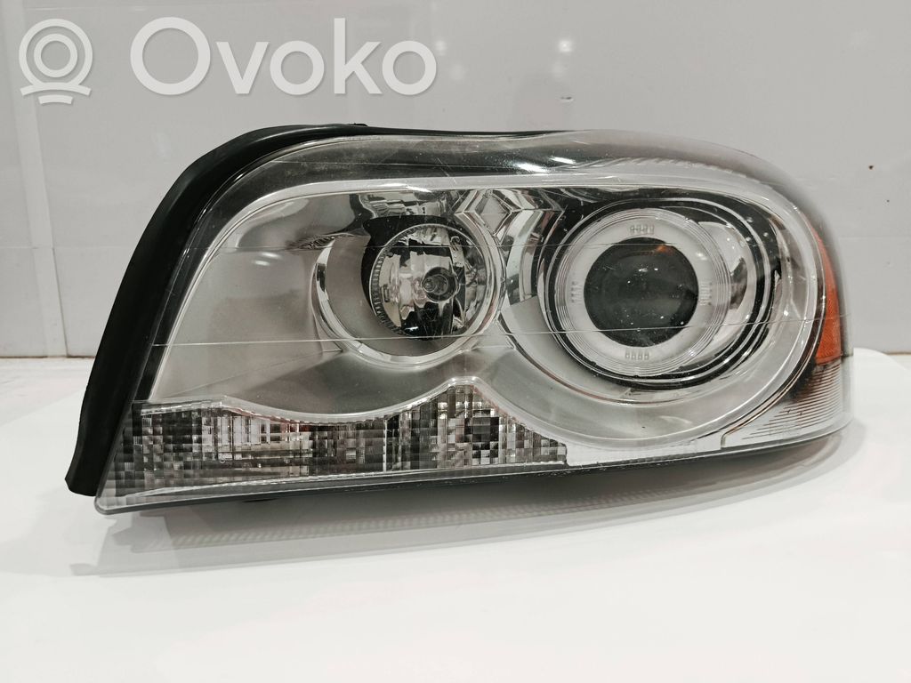 Volvo XC90 Phare frontale 