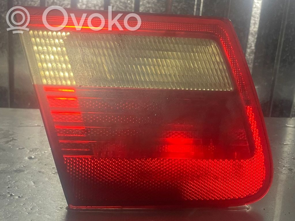 BMW 3 E46 Tailgate rear/tail lights 
