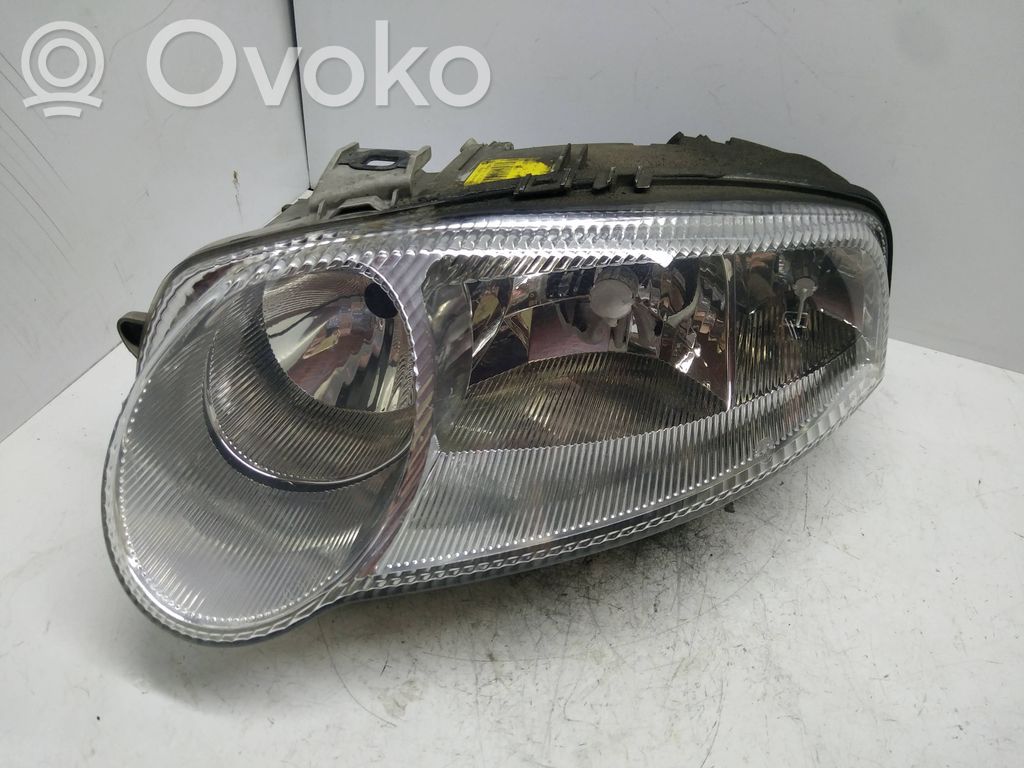 Alfa Romeo 147 Headlight/headlamp 