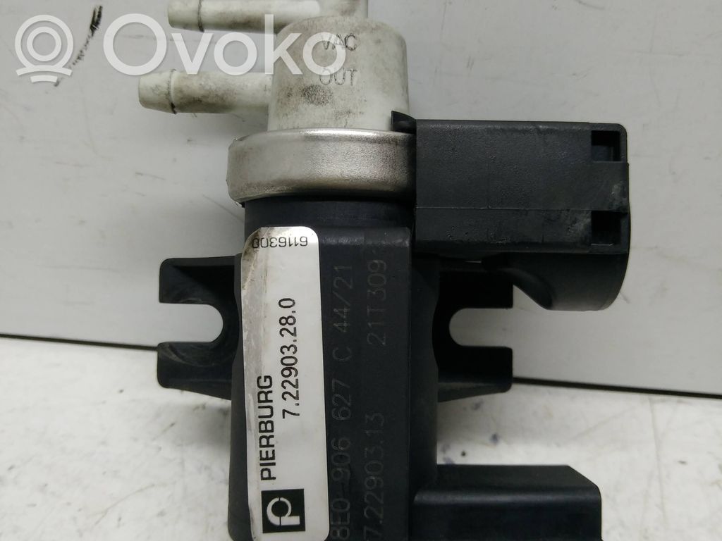 Audi A4 S4 B6 8E 8H Zawór podciśnienia / Elektrozawór turbiny 