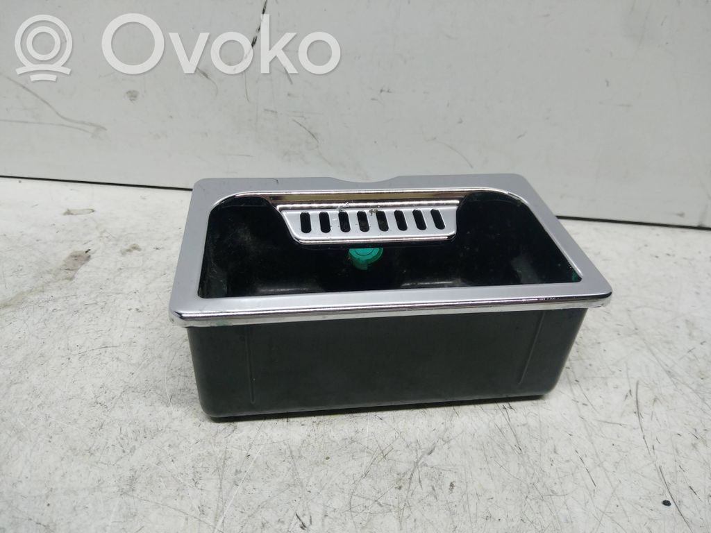 Jaguar XJ SERIE 3 Ashtray (front) 
