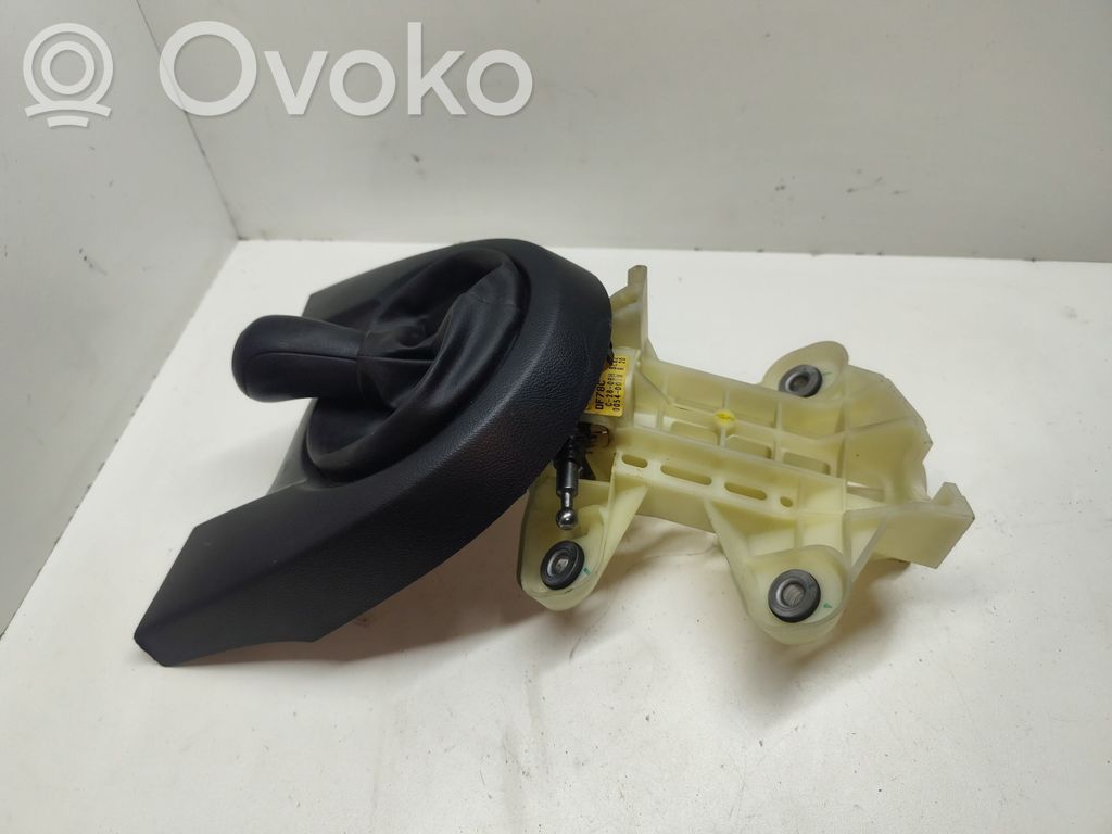 Mazda 2 Selector caja de cambios 