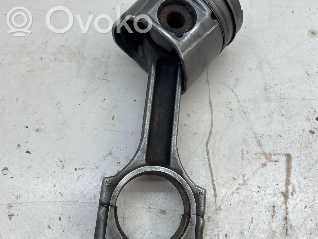 Piston