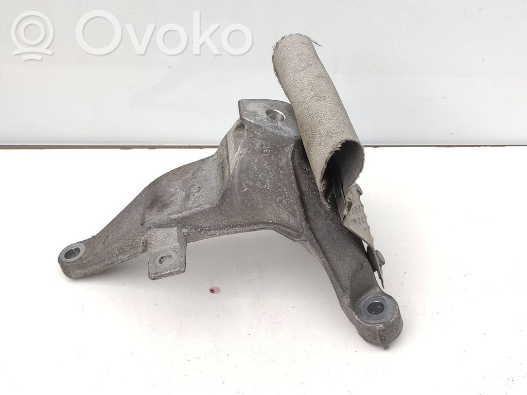Audi A6 S6 C7 4G Engine mounting bracket 