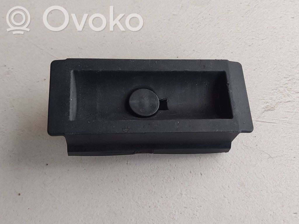 Audi A6 C7 Jacking socket point 