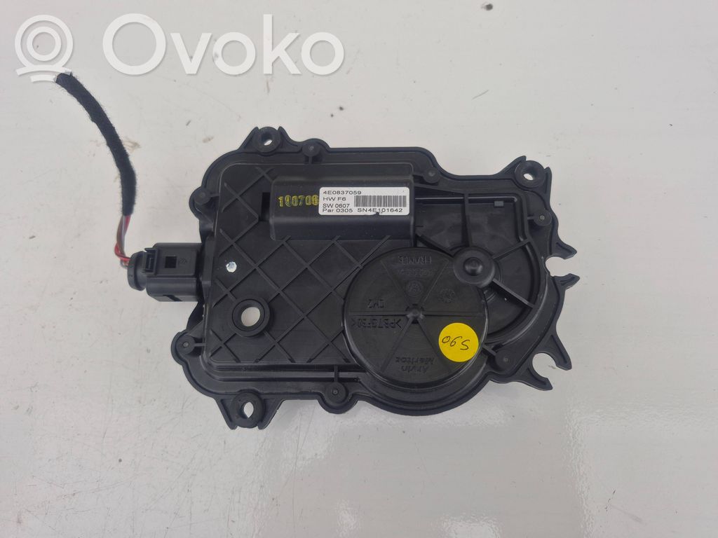 Audi A8 S8 D3 4E Front door soft close latching motor 