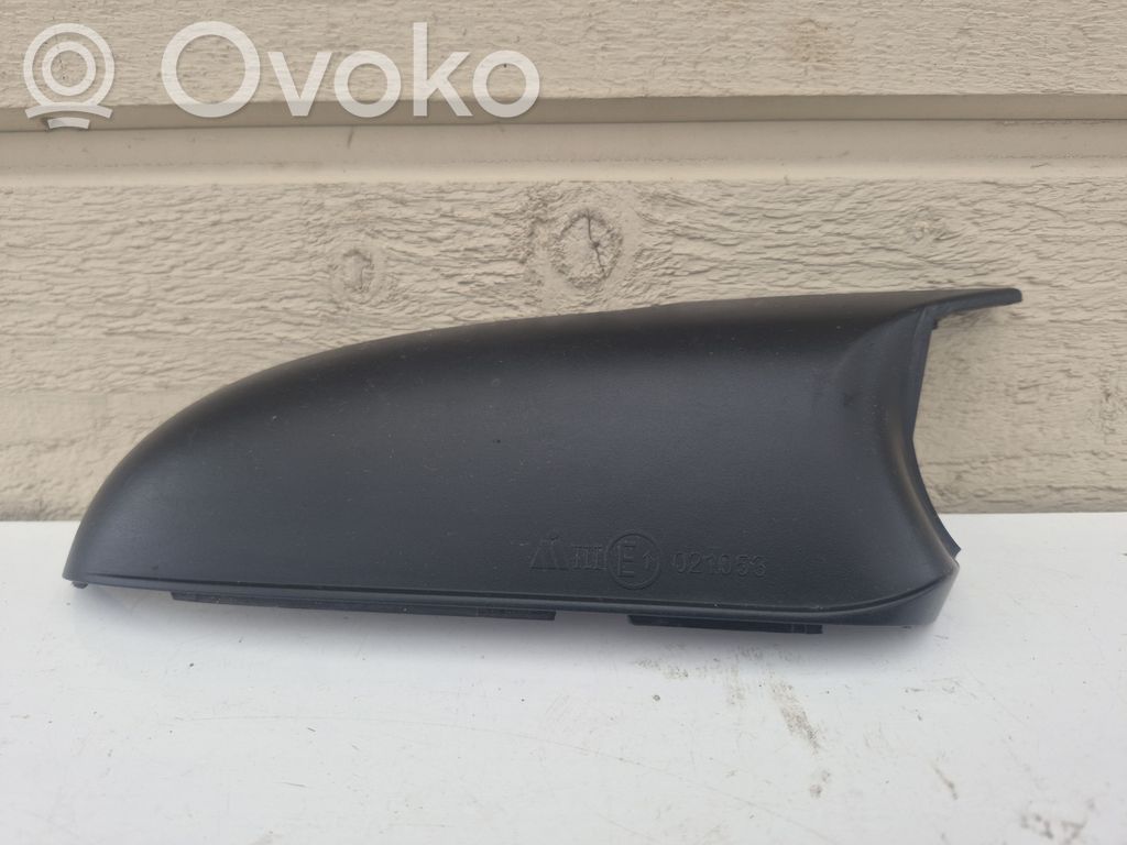 Audi A4 S4 B8 8K Front door electric wing mirror 