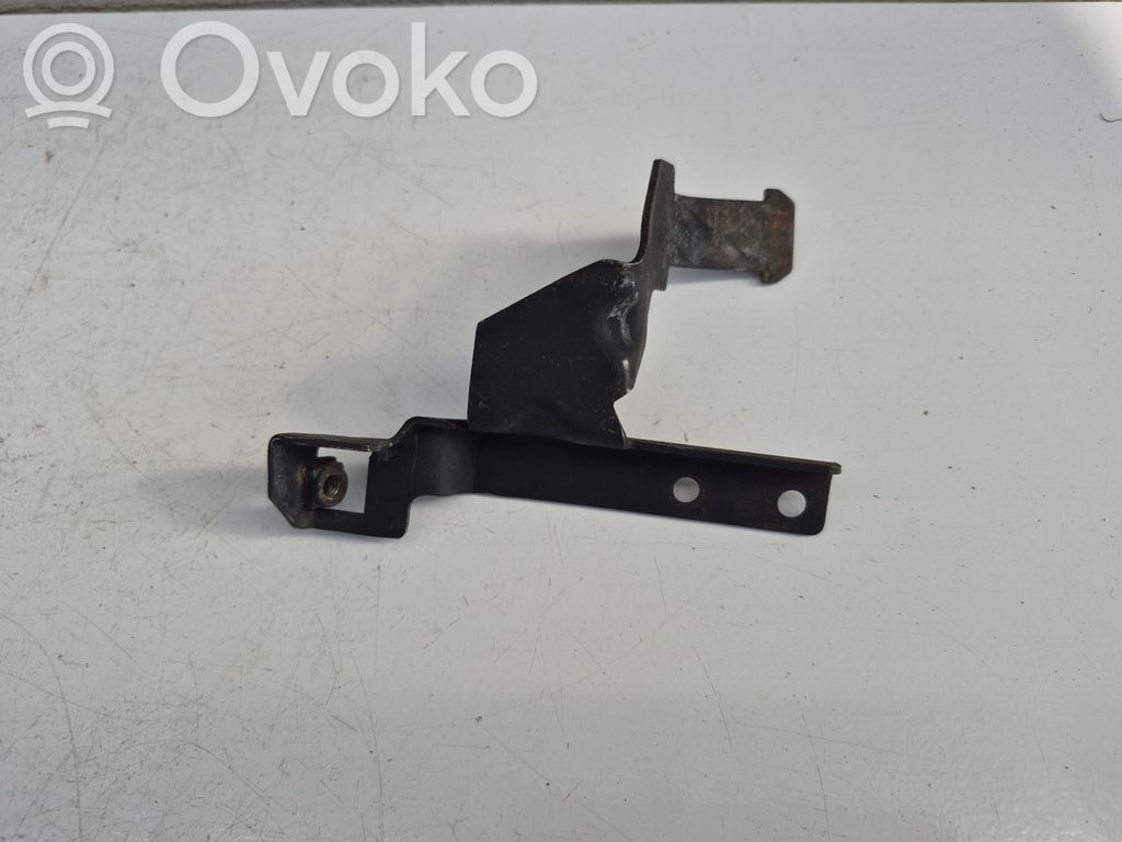 Audi A6 S6 C6 4F Fuel pump bracket 