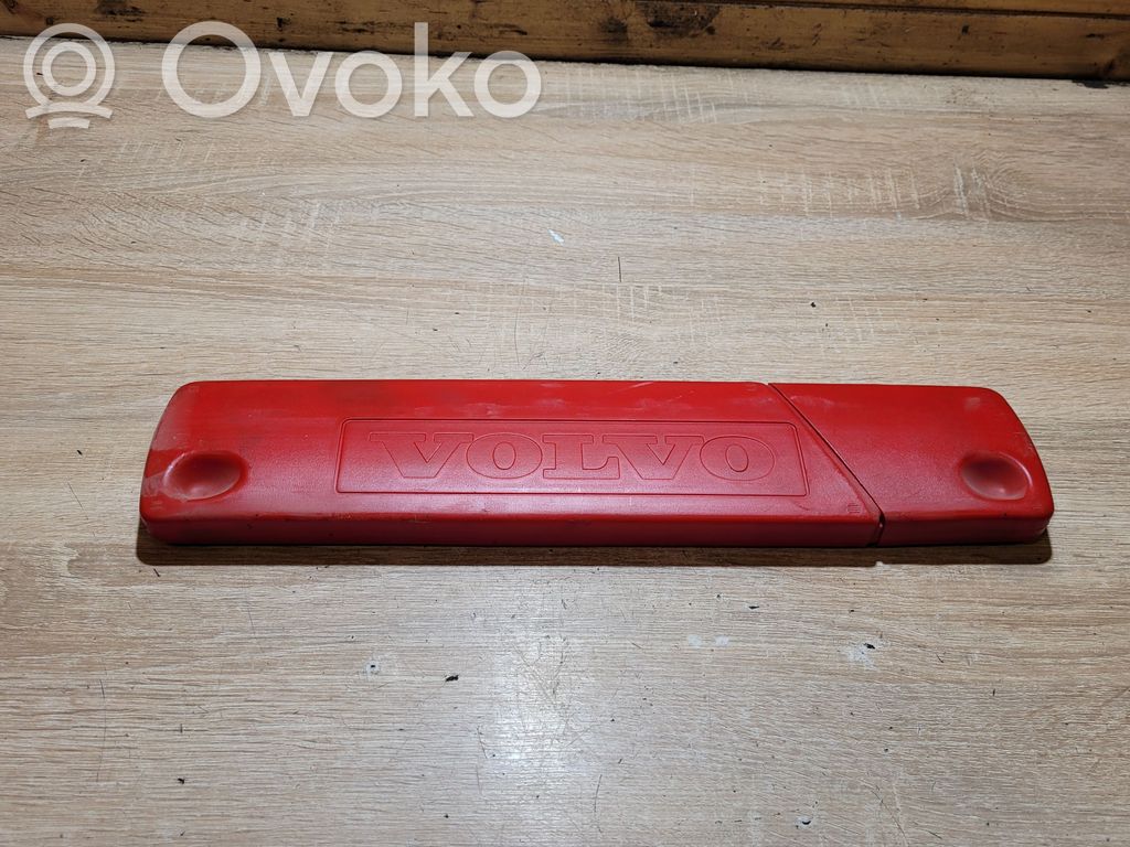 Volvo V70 Avarinis ženklas 