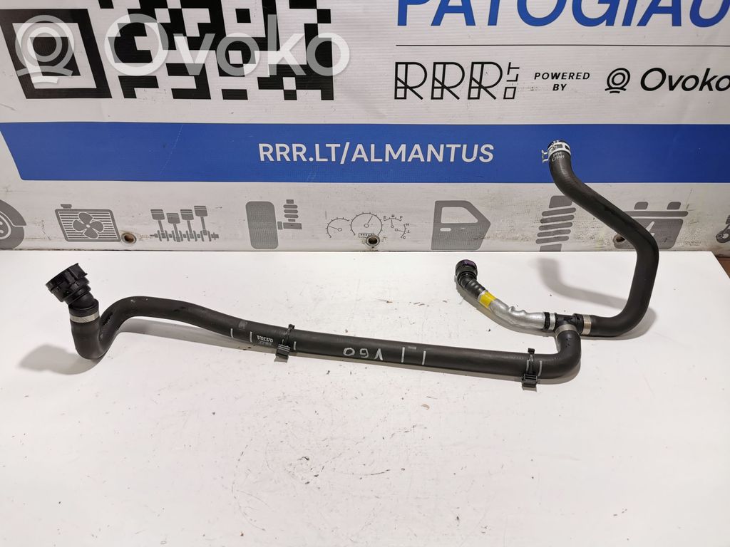 Volvo V60 Engine coolant pipe/hose 