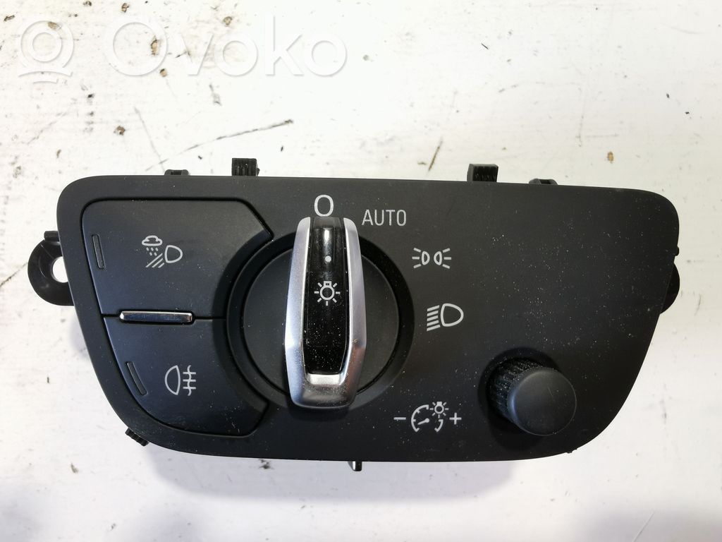 Light switch   4M0941531AA